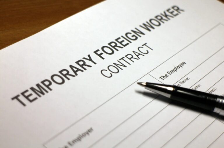 Praca tymczasowa: prawa, obowiązki i kluczowe aspekty